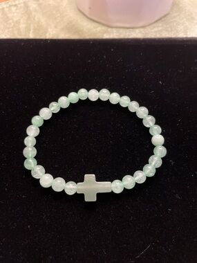 NWOT Cross Bracelet.